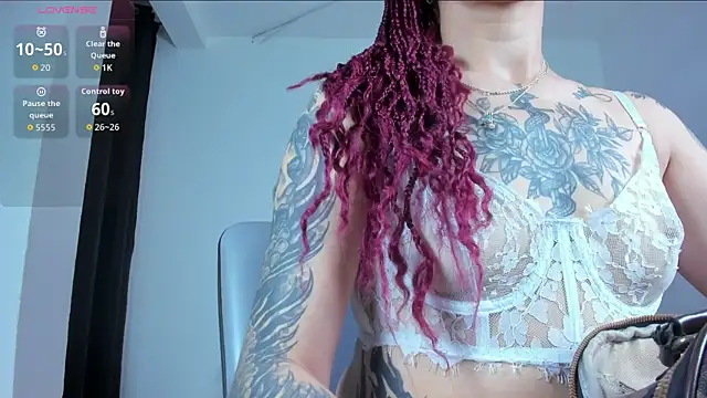 Sofi F w online show from 01-06-26, 10:36