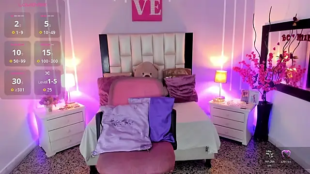 Andy Gamboa online show from 11-13-25, 01:04