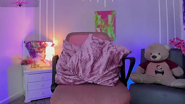 Andy Gamboa online show from 10-30-25, 01:20