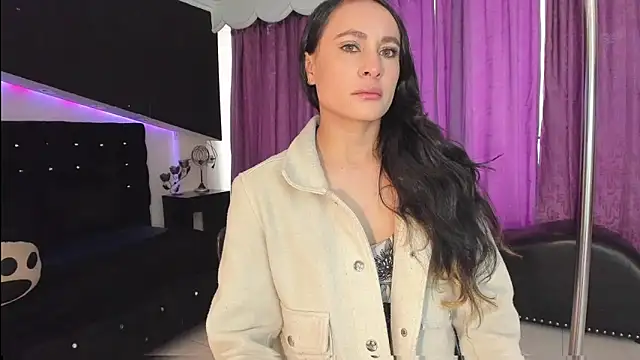 Snapshot of Coral_Gibson chatting on 02-19-26, 12:35 Coral Gibson online show from 02-19-26, 12:35