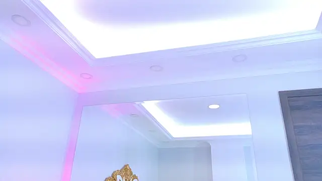 AshleyFerri online show from 12-17-25, 11:37