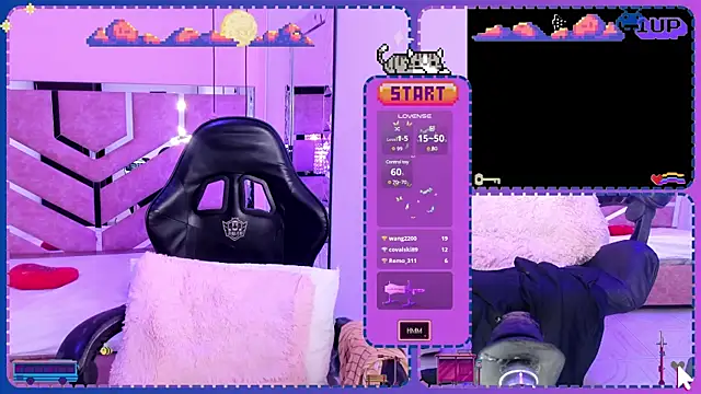 Snapshot of EvaHale_ chatting on 01-08-25, 12:49 EvaHale online show from 01-08-25, 12:49