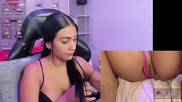 Snapshot of EvaHale_ chatting on 02-14-25, 12:19 EvaHale online show from 02-14-25, 12:19