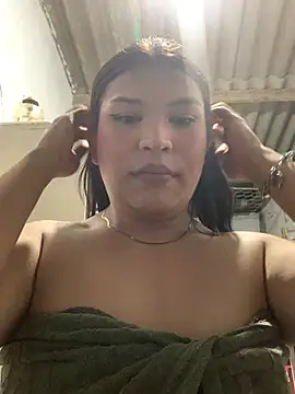 miavalentinaaa online show from 05-26-26, 02:42