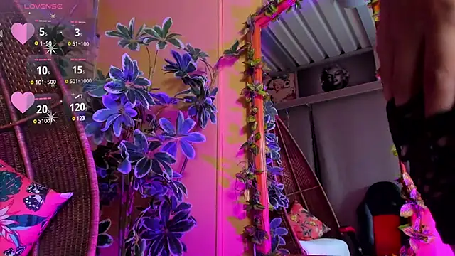 GiaFu online show from 03-18-25, 02:29