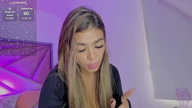 GiaFu online show from 02-25-26, 03:34