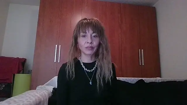 KarolinaReaper online show from 10-16-25, 01:41