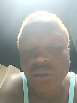 Snapshot of Crazybitchtheanalgoddess4 chatting on 12-24-24, 09:55 Crazybitchtheanalgoddess4 online show from 12-24-24, 09:55