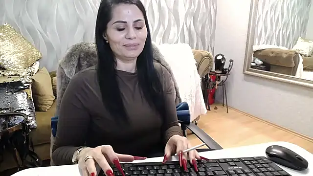 Sara Poison online show from 11-08-25, 03:21