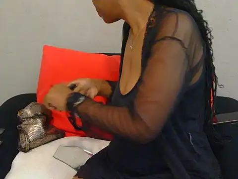 Mollybrookexx online show from 01-11-25, 05:52