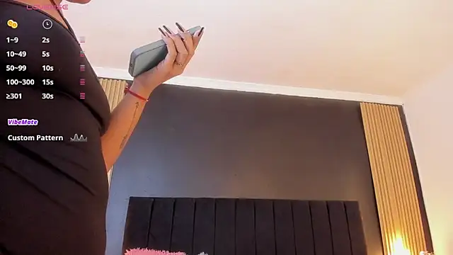 sweetsofia18 online show from 12-04-25, 10:53