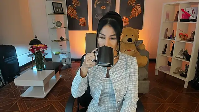 Snapshot of saralife chatting on 01-16-26, 10:41 saralife online show from 01-16-26, 10:41