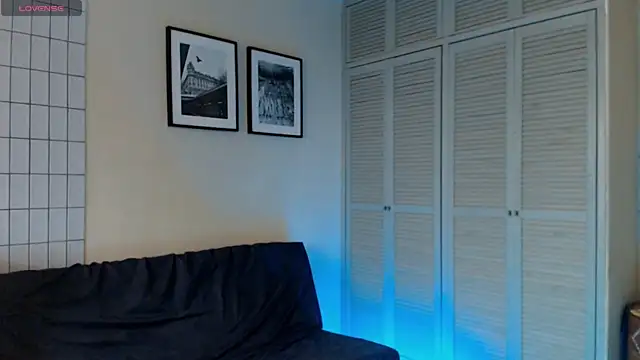 Snapshot of Charline_TheFoxTail chatting on 03-22-25, 07:04 Charline TheFoxTail online show from 03-22-25, 07:04