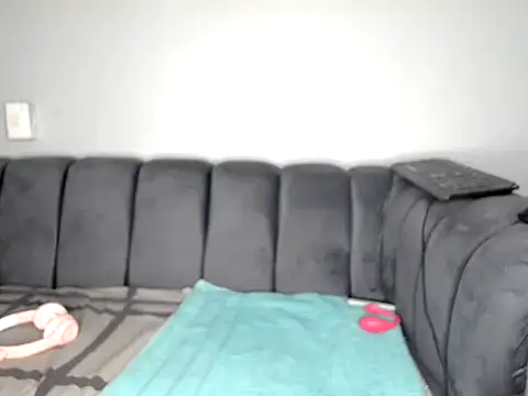 Pearl 00 online show from 03-10-26, 09:24