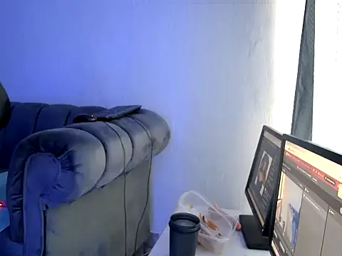 Pearl 00 online show from 03-14-26, 12:22