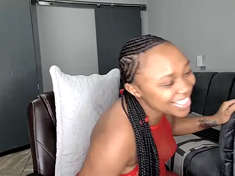 Pearl 00 online show from 03-03-26, 09:00