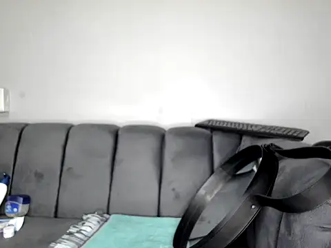 Pearl 00 online show from 01-15-26, 08:23