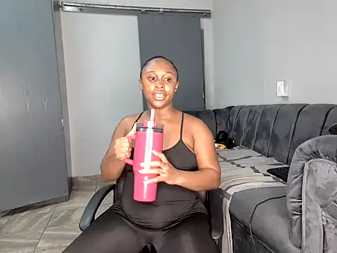 Pearl 00 online show from 02-27-26, 09:03