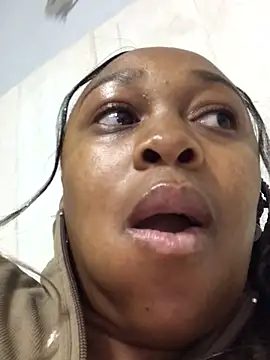 Pearl 00 online show from 09-27-25, 12:39