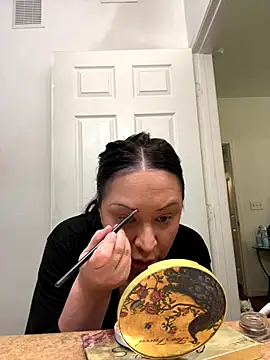 AlyssiaAmoreXO online show from 10-27-25, 08:10