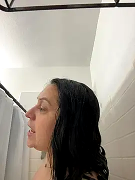 AlyssiaAmoreXO online show from 11-28-25, 06:30