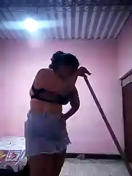 Snapshot of carolina_goez chatting on 03-08-25, 07:09 carolina goez online show from 03-08-25, 07:09