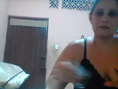 Snapshot of carolina_goez chatting on 02-22-25, 07:58 carolina goez online show from 02-22-25, 07:58