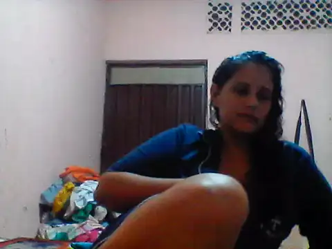 Snapshot of carolina_goez chatting on 02-13-25, 07:21 carolina goez online show from 02-13-25, 07:21