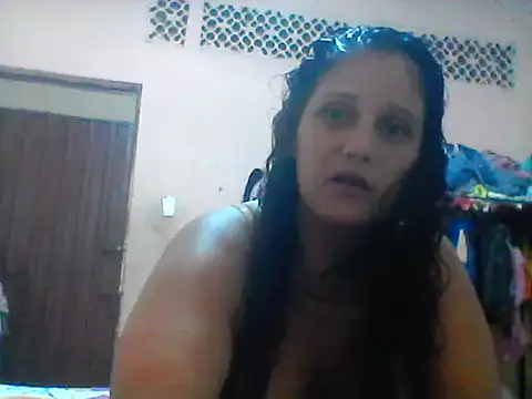 Snapshot of carolina_goez chatting on 02-15-25, 07:17 carolina goez online show from 02-15-25, 07:17