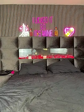 MilaMaaay online show from 03-02-26, 09:55