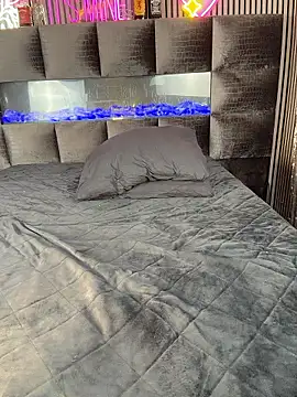 MilaMaaay online show from 01-10-26, 08:37