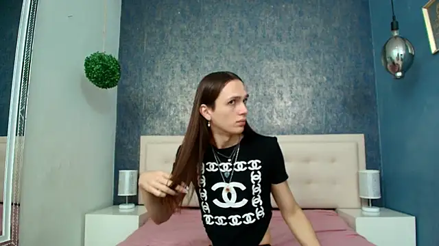 Celestial Queen  online show from 10-14-25, 01:12