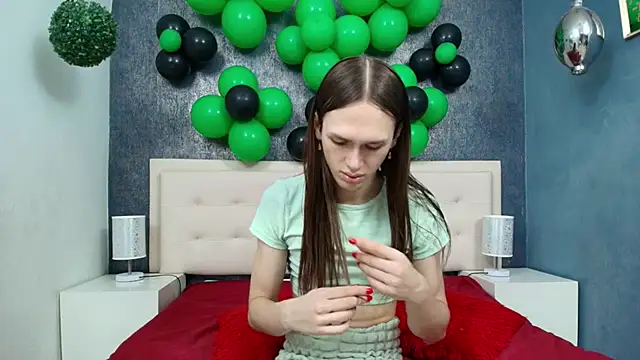 Celestial Queen  online show from 03-18-26, 01:46