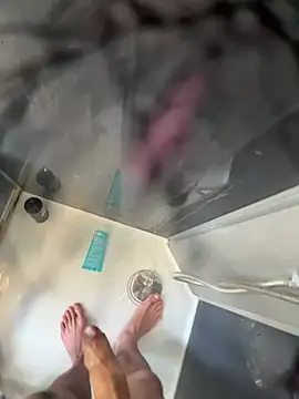 lescro95  online show from 04-15-26, 08:31