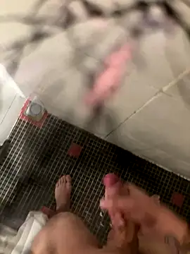 lescro95  online show from 11-02-25, 03:06