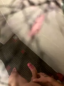 lescro95  online show from 11-01-25, 12:10