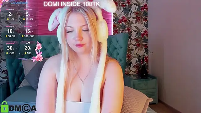 RubyMiaow online show from 01-01-25, 01:37