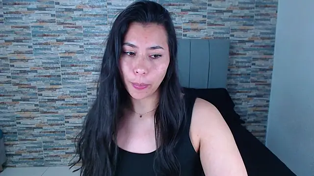 Snapshot of _joy_yva chatting on 10-06-25, 11:27 joy yva online show from 10-06-25, 11:27