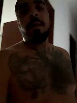 Dikkiduohottt online show from 10-27-25, 03:35