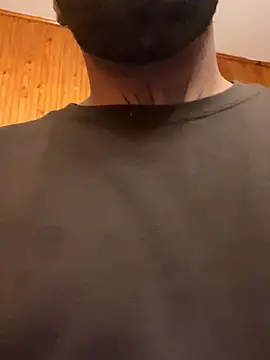 Dikkiduohottt online show from 12-15-25, 04:24