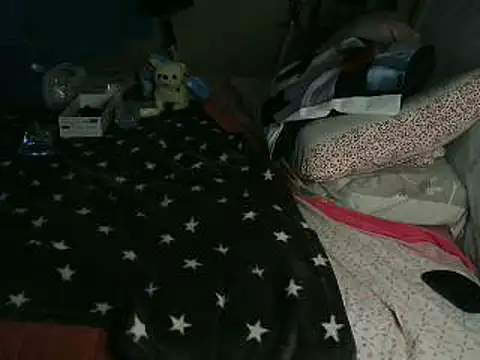 Snapshot of VeneRed chatting on 02-26-26, 03:23 VeneRed online show from 02-26-26, 03:23