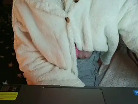 Snapshot of VeneRed chatting on 02-28-26, 08:47 VeneRed online show from 02-28-26, 08:47