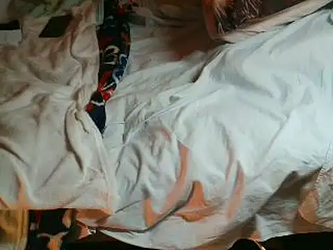 Snapshot of VeneRed chatting on 04-15-26, 06:34 VeneRed online show from 04-15-26, 06:34