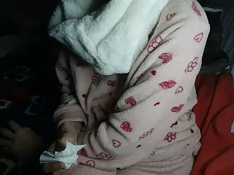 Snapshot of VeneRed chatting on 03-08-26, 06:49 VeneRed online show from 03-08-26, 06:49