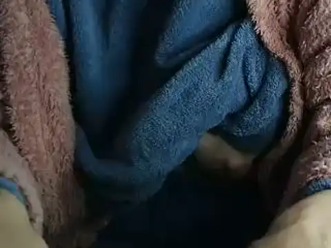 Snapshot of VeneRed chatting on 03-24-26, 08:36 VeneRed online show from 03-24-26, 08:36