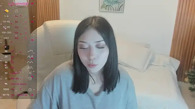 noahdarkdoll  online show from 01-08-25, 09:32