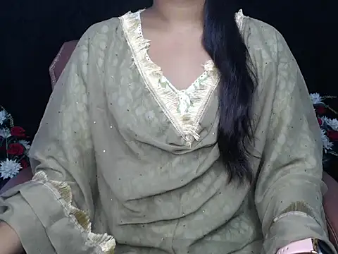 Snapshot of Wish_Queen chatting on 09-29-25, 07:26 Wish Queen online show from 09-29-25, 07:26