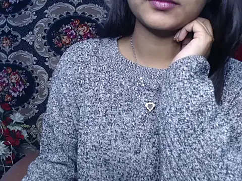 Wish Queen online show from 12-16-25, 04:11