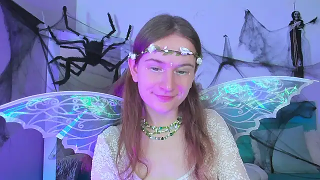 L1ittle kitty  online show from 10-31-25, 06:32