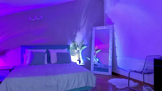 L1ittle kitty  online show from 04-14-26, 04:50